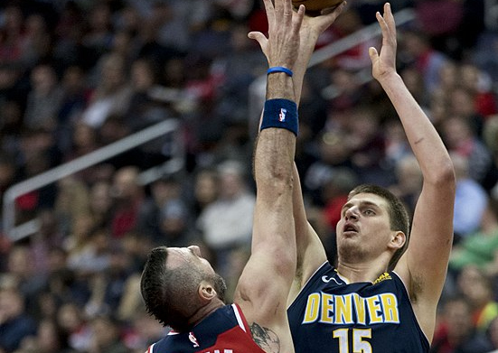 反应同样至 反应同样至